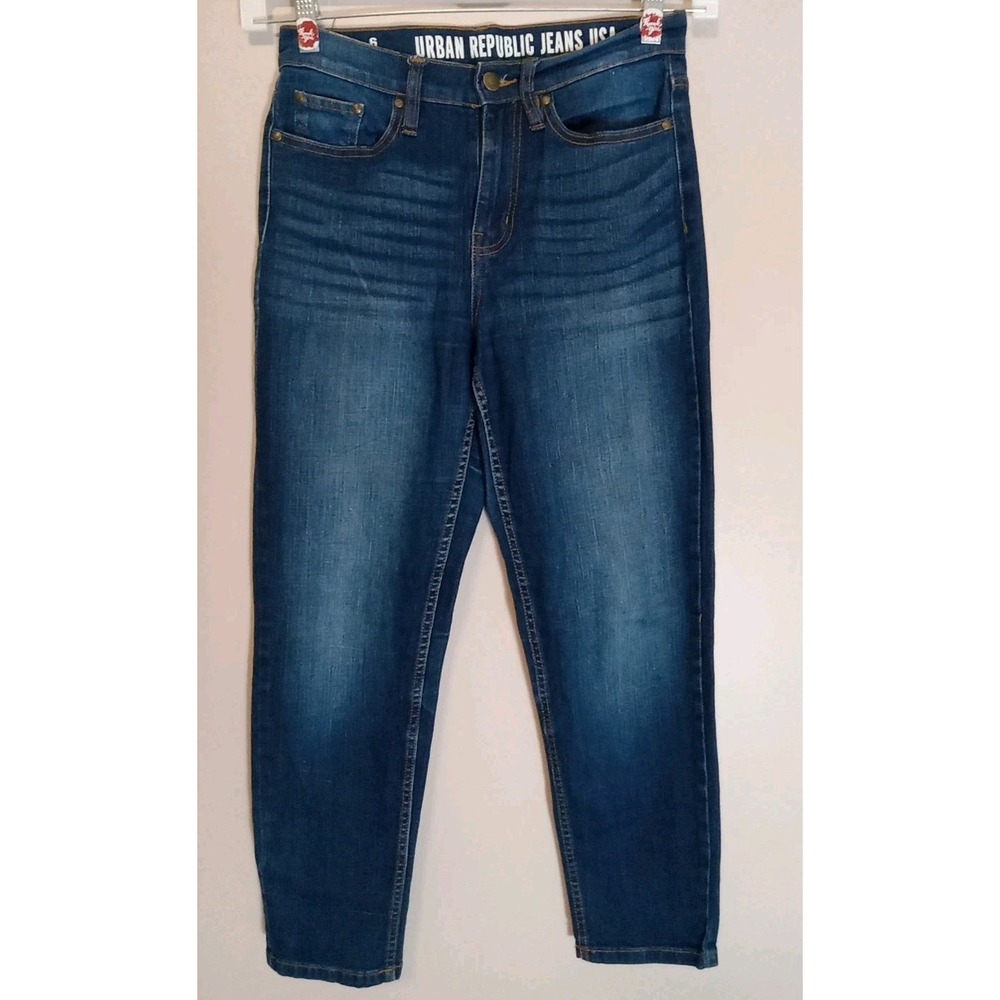 Urban Republic Women Slim Straight‎ Distressed Denim Jeans Size 6